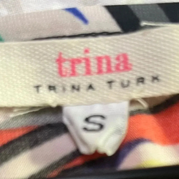 Trina Turk Multi Colored VNeck 3/4 Sleeved Knee Length Midi Dress | Small - Picture 3 of 5